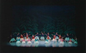 今田バレエ研究所2013年発表会レ・パティヌール（スケートをする人々）